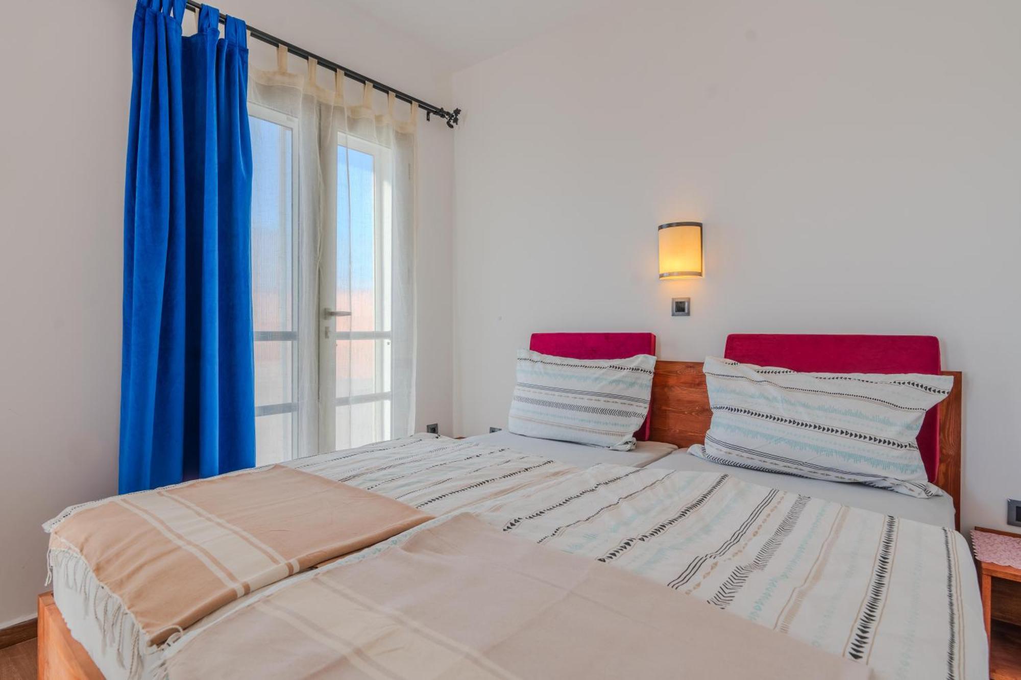 Al Bouhaira Abyad Essaouira