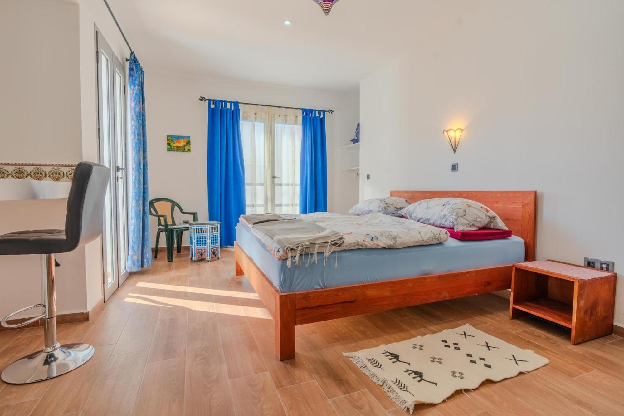 Al Bouhaira Abyad Guest house