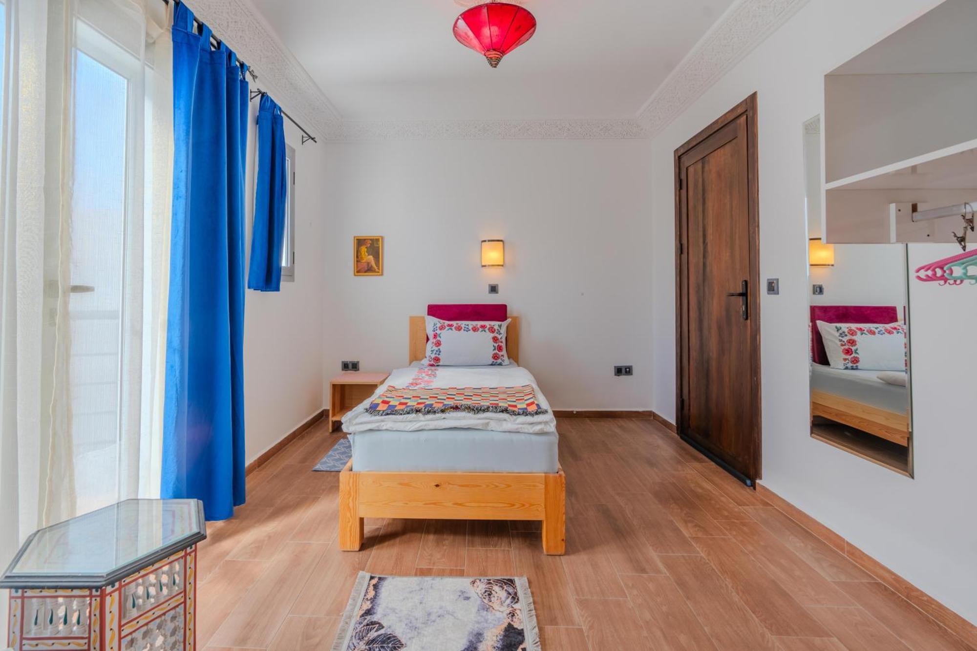 Al Bouhaira Abyad Essaouira